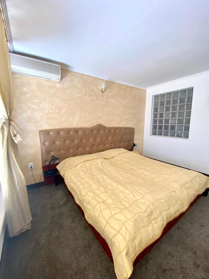 Family Hotel The Golden Fish سوزوبول المظهر الخارجي الصورة