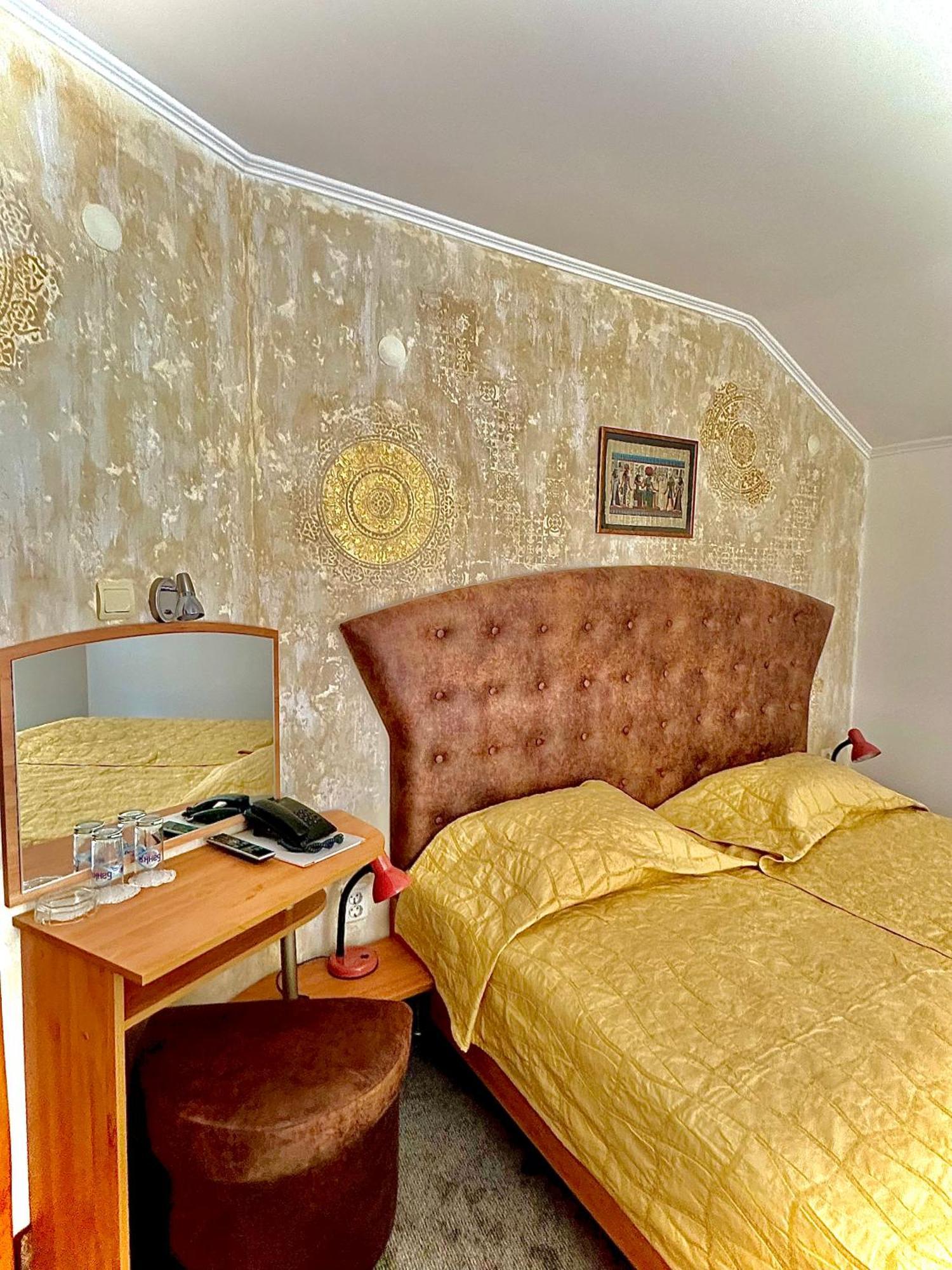 Family Hotel The Golden Fish سوزوبول المظهر الخارجي الصورة