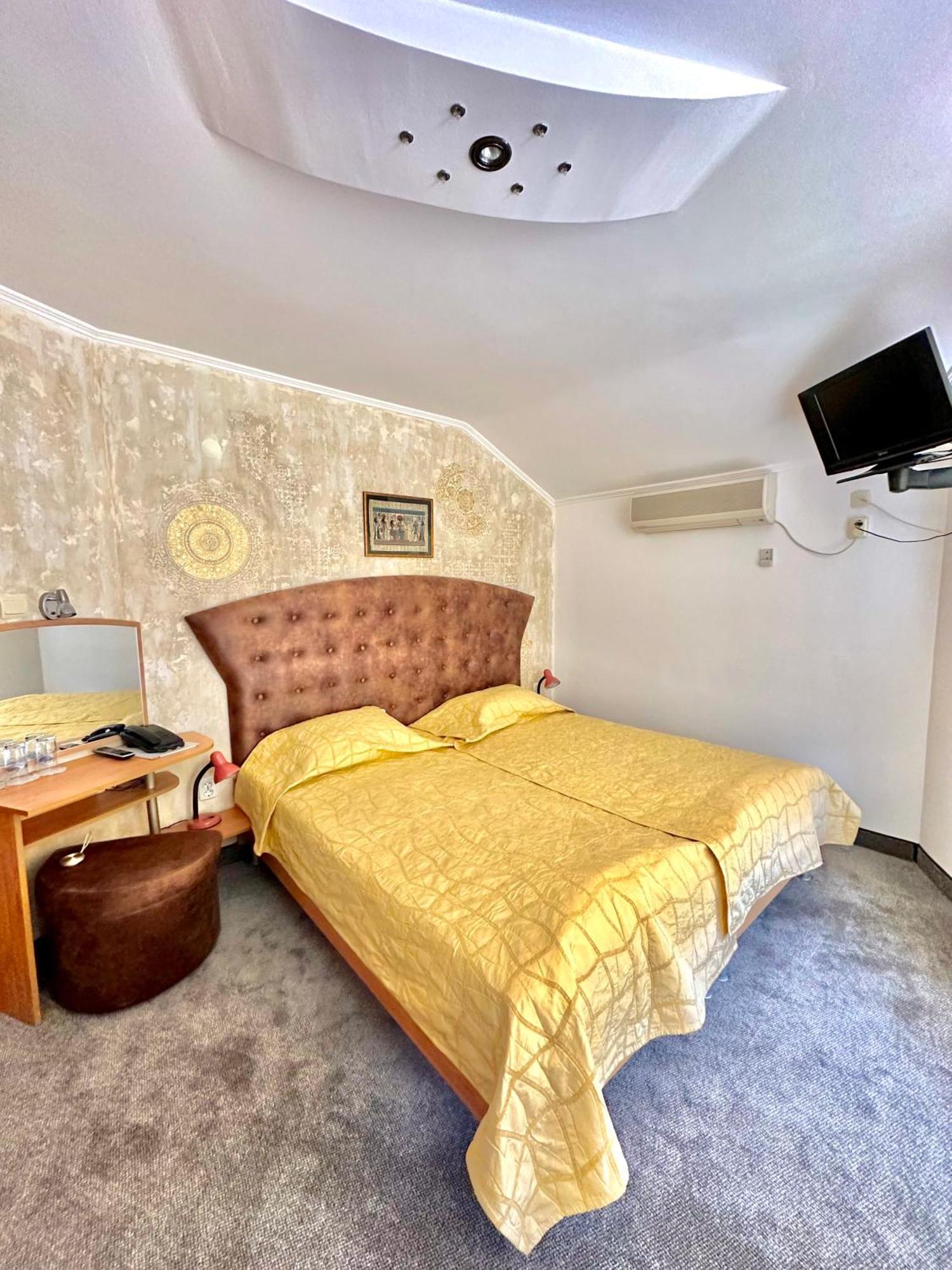Family Hotel The Golden Fish سوزوبول المظهر الخارجي الصورة